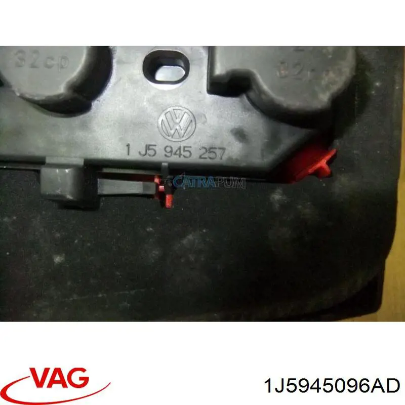 Задній правий стоп VAG 1J5945112P