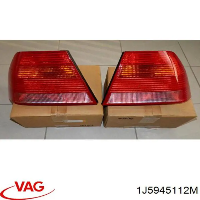 1J5945112M VAG Ліхтар задній правий