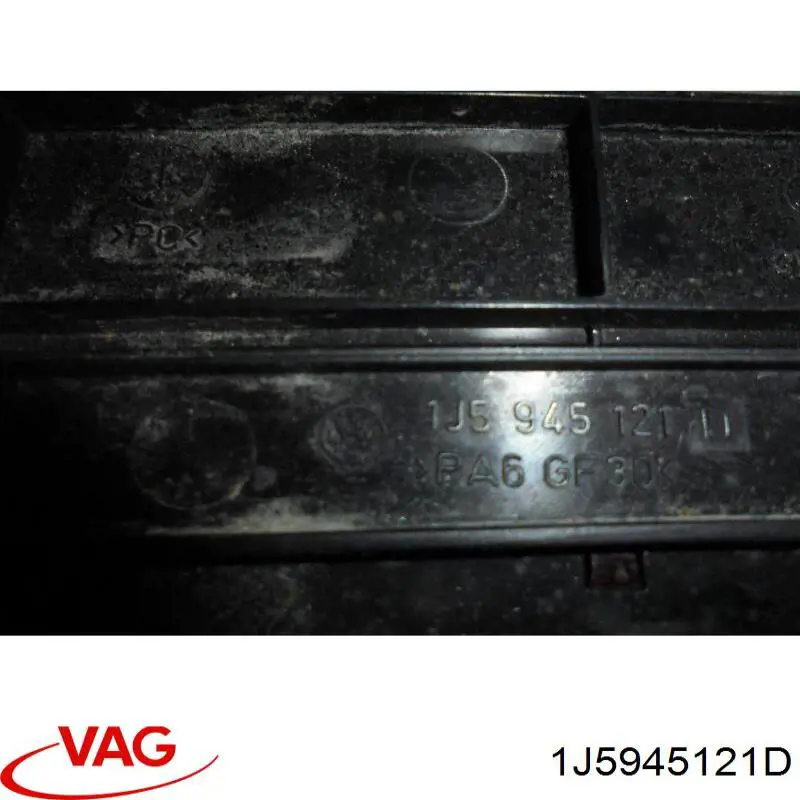 Стоп-сигнал Volkswagen Passat B5 седан (3B3) (2000 - 2005) ціна, від 5.83 USD