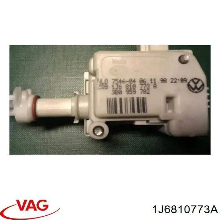 Купити 1J6810773A VAG 