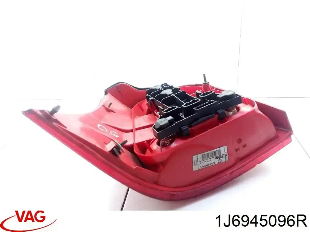 Задні ліхтарі VAG 1J6945096R ціна, від 25.34 USD