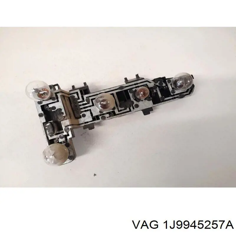  VAG 1J9945257A ціна, від 19.91 USD