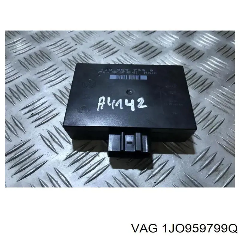 1JO959799Q VAG 