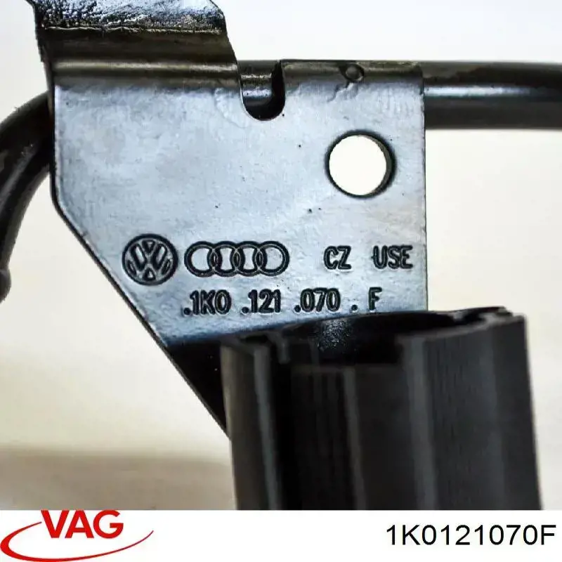 Купити 1K0121070F VAG 