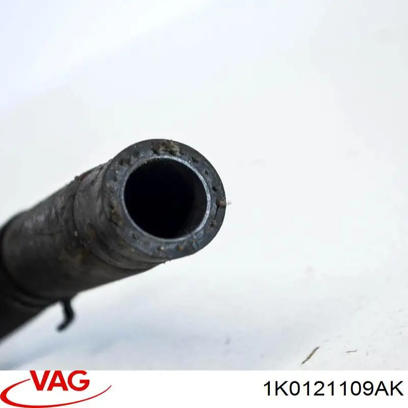 Шланг розширювального бачка, нижній VAG 1K0121109AK