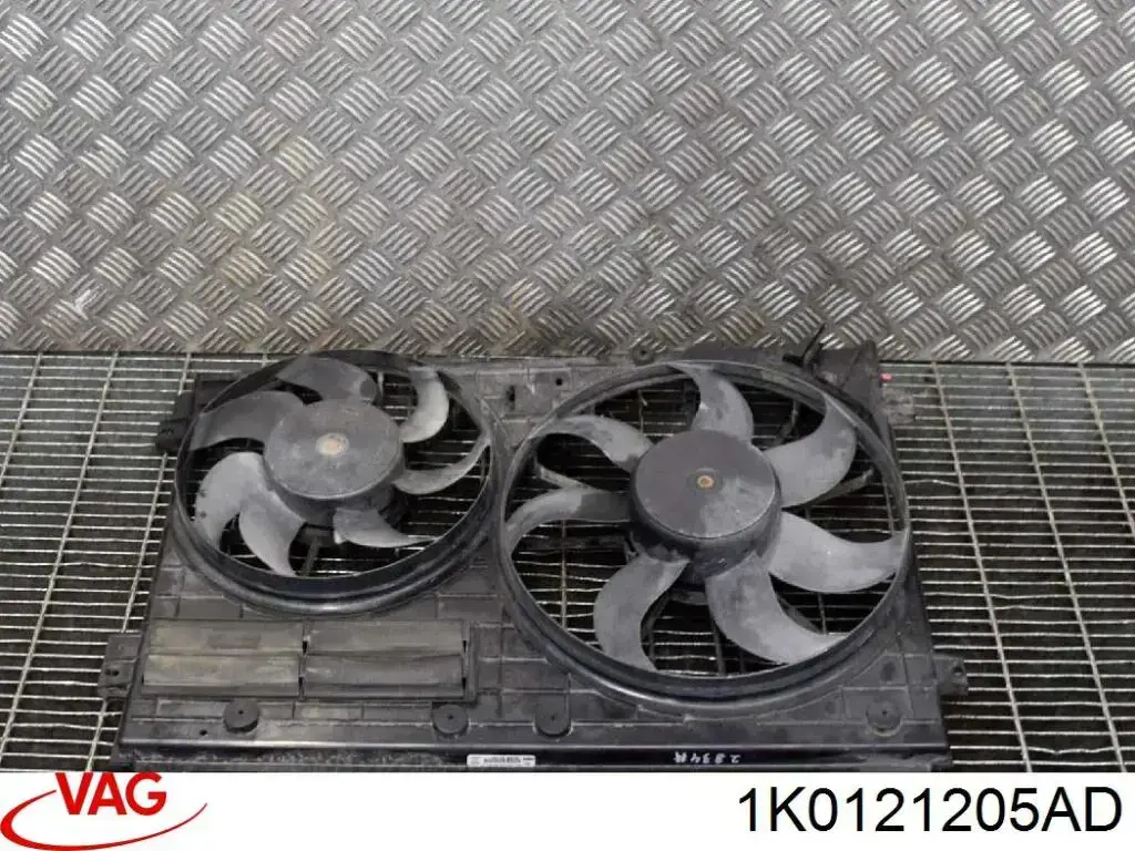 Дифузор (кожух) радіатора охолодження 1K0121205AD VAG