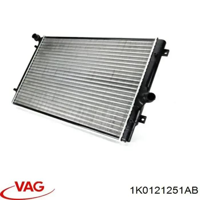Радіатор 1K0121251AB VAG