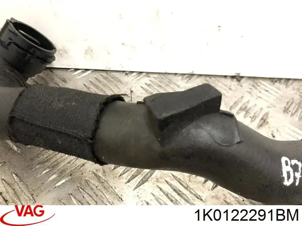 Шланг/патрубок системи охолодження Metzger 4010272 ціна, від 3.68 USD