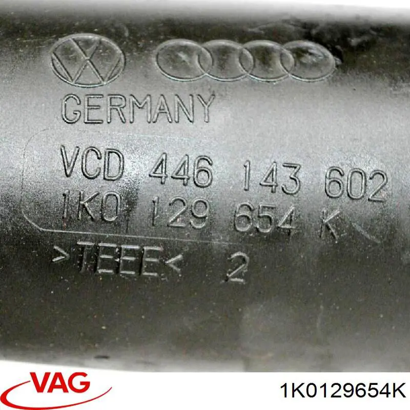 Купити 1K0129654K VAG Патрубок повітряний, вхід в турбіну (наддув)