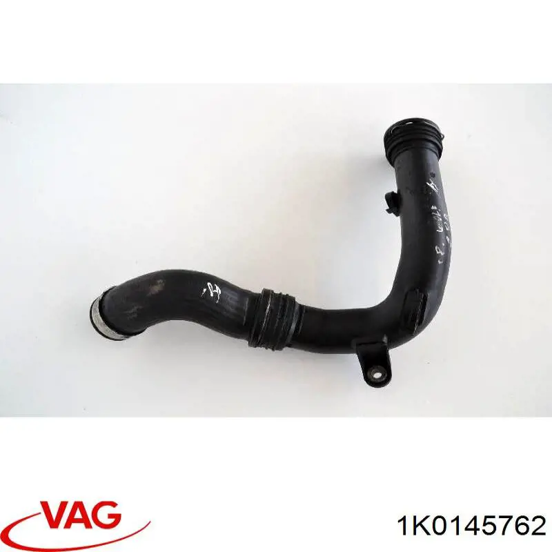 Шланг/патрубок интеркуллера 1K0145770C VAG