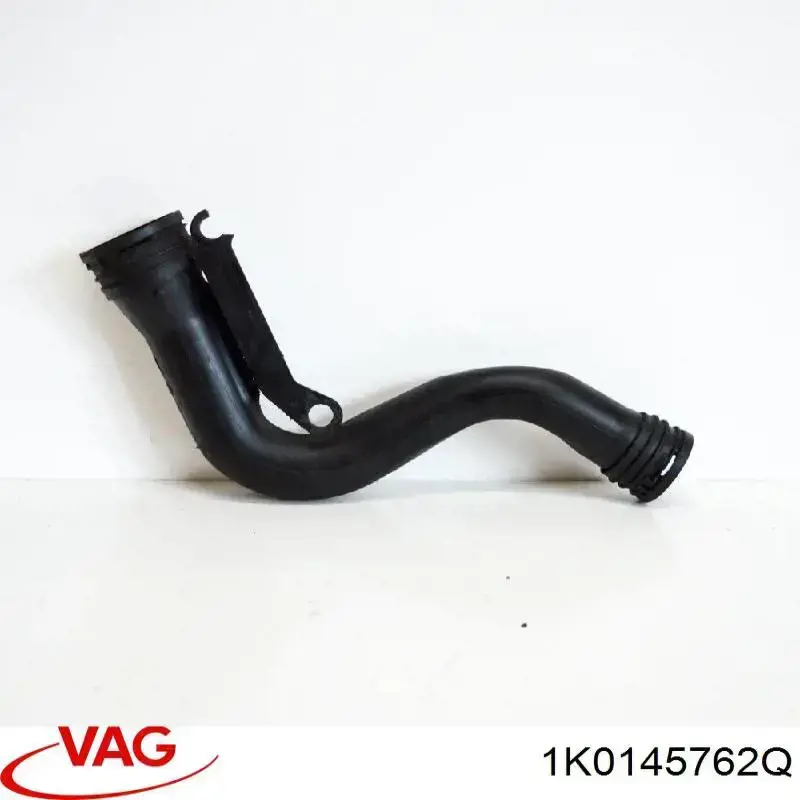 Купити 1K0145762Q VAG Шланг/патрубок интеркуллера