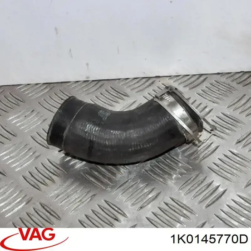 1K0145770D VAG Шланг/патрубок интеркуллера