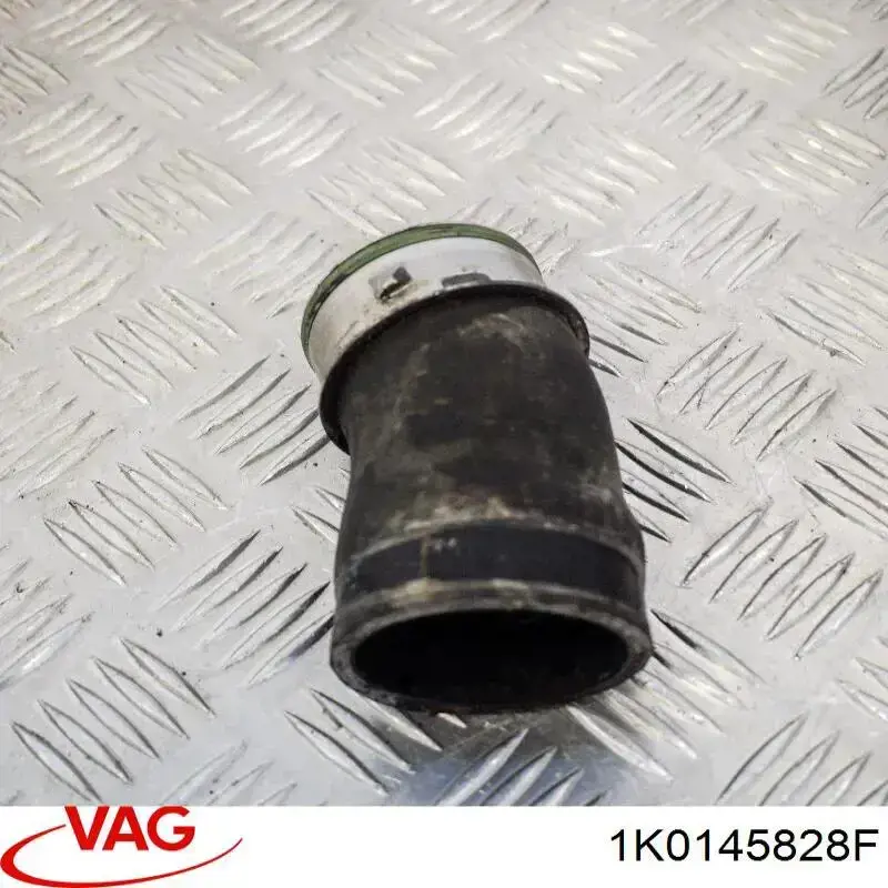 Шланг/патрубок інтеркуллера VAG 1K0145828F