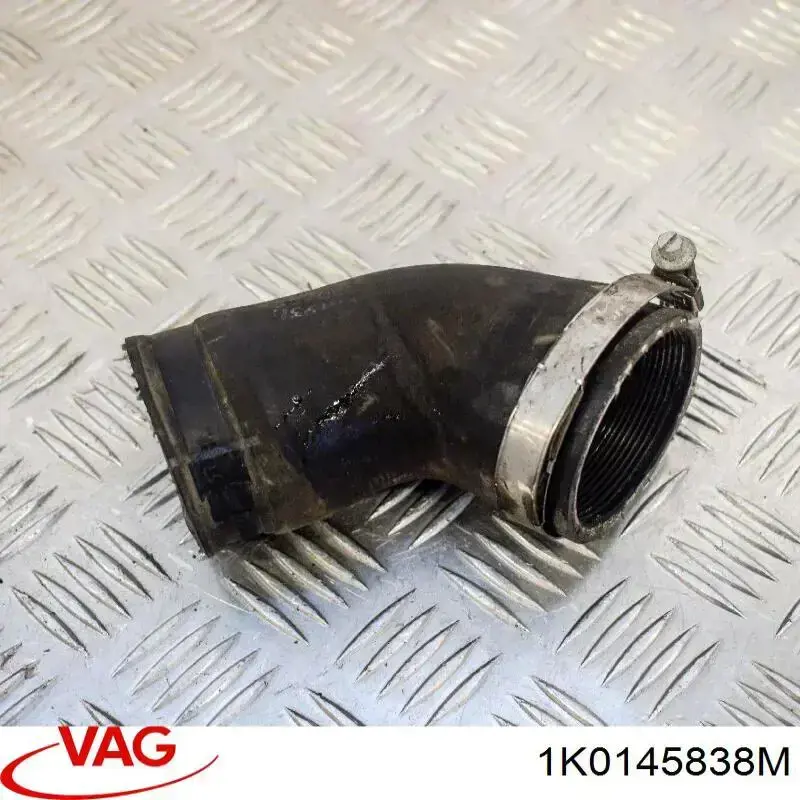 Купити 1K0145838M VAG Шланг/патрубок интеркуллера