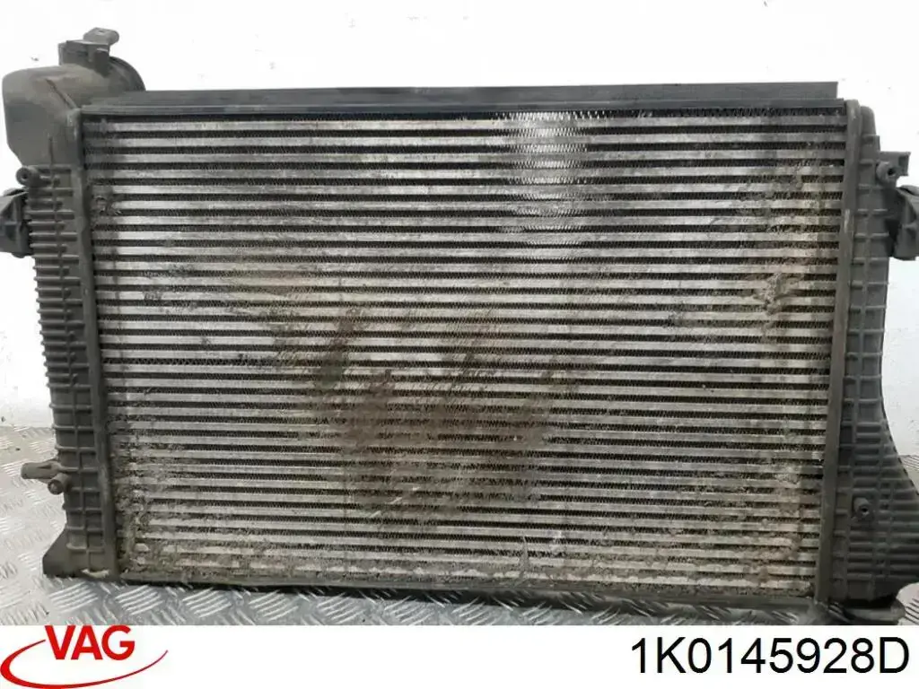 1K0145928D VAG Охолоджувач наддувочного повітря