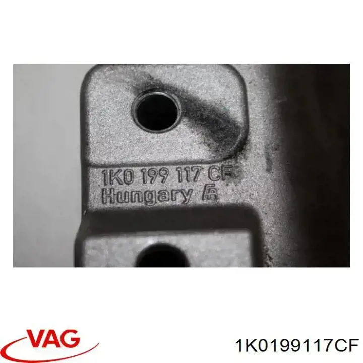 Кронштейн подушки (опори) двигуна, лівої 1K0199117CF VAG