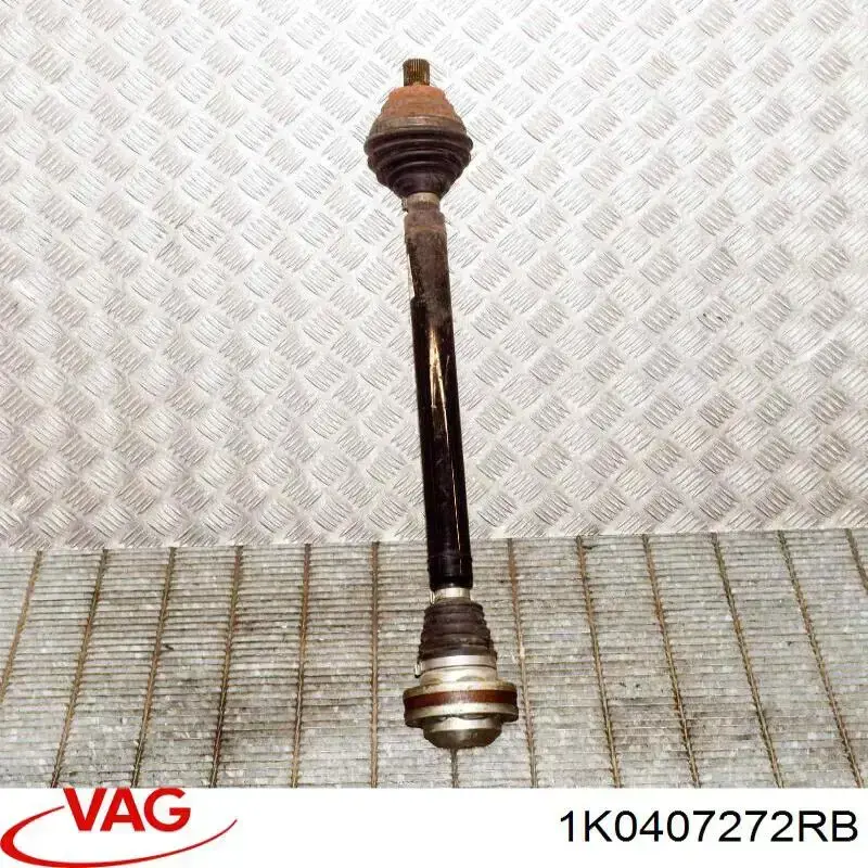 Піввісь права 1K0407272RB VAG