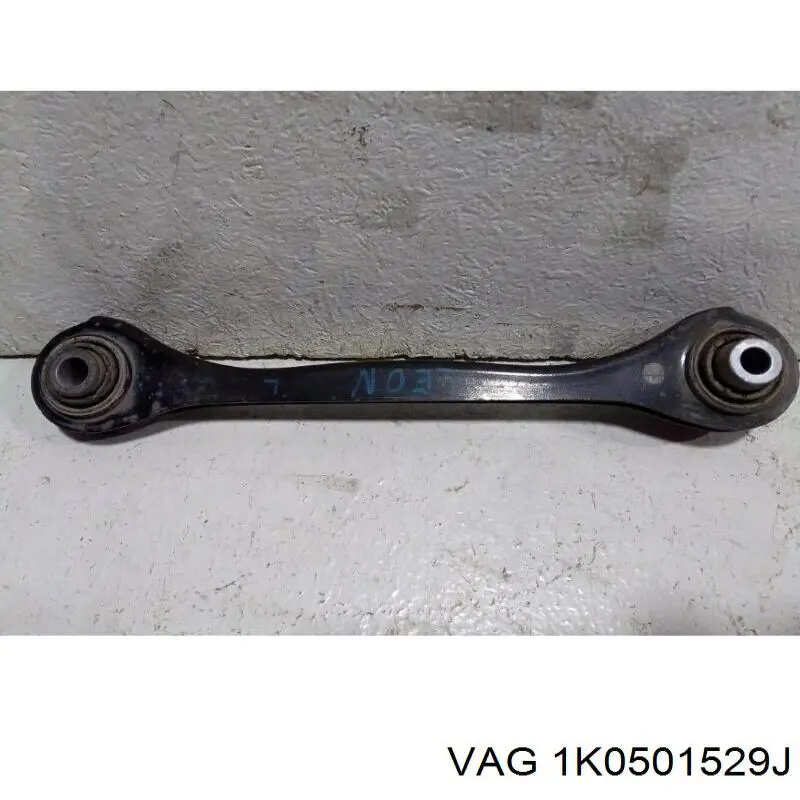 Штанги реактивні задньої підвіски VAG 1K0501529J ціна, від 6.92 USD