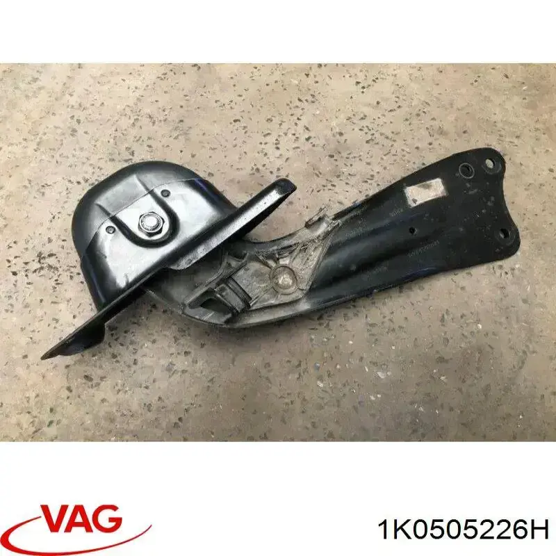 Тяга поздовжня задньої підвіски, права VAG 1K0505226H ціна, від 5.07 USD