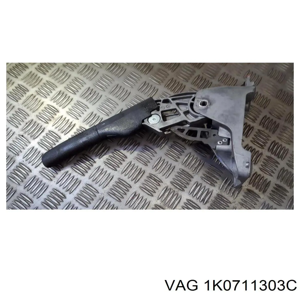 Важіль ручника Autotechteile 3711018 ціна, від 4.48 USD