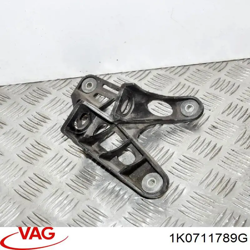1K0711789G VAG Кронштейн кріплення троса КПП
