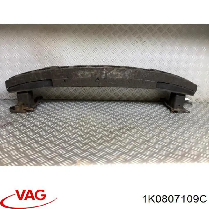 Купити 1K0807109C VAG Буфер бампера переднього