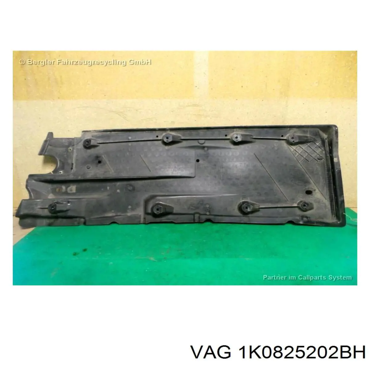 Захист днища, правий VAG 1K0825202BH ціна, від 37.79 USD