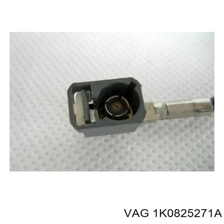 Захист днища передній лівий VAG 1K0825271A ціна, від 6.33 USD
