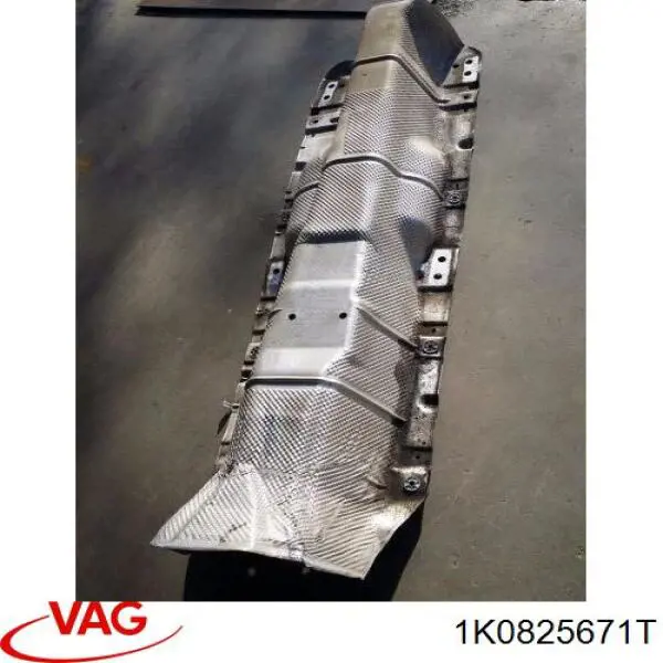 Купити 1K0825671T VAG Захист днища, середня частина