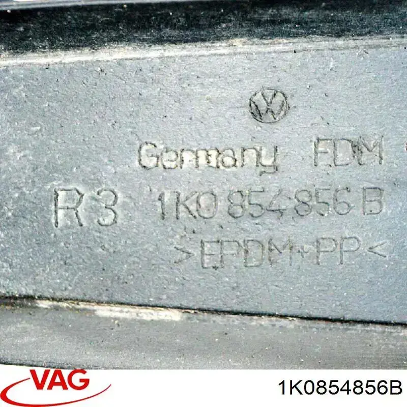 Купити 1K0854856B VAG Бризковики задній, правий