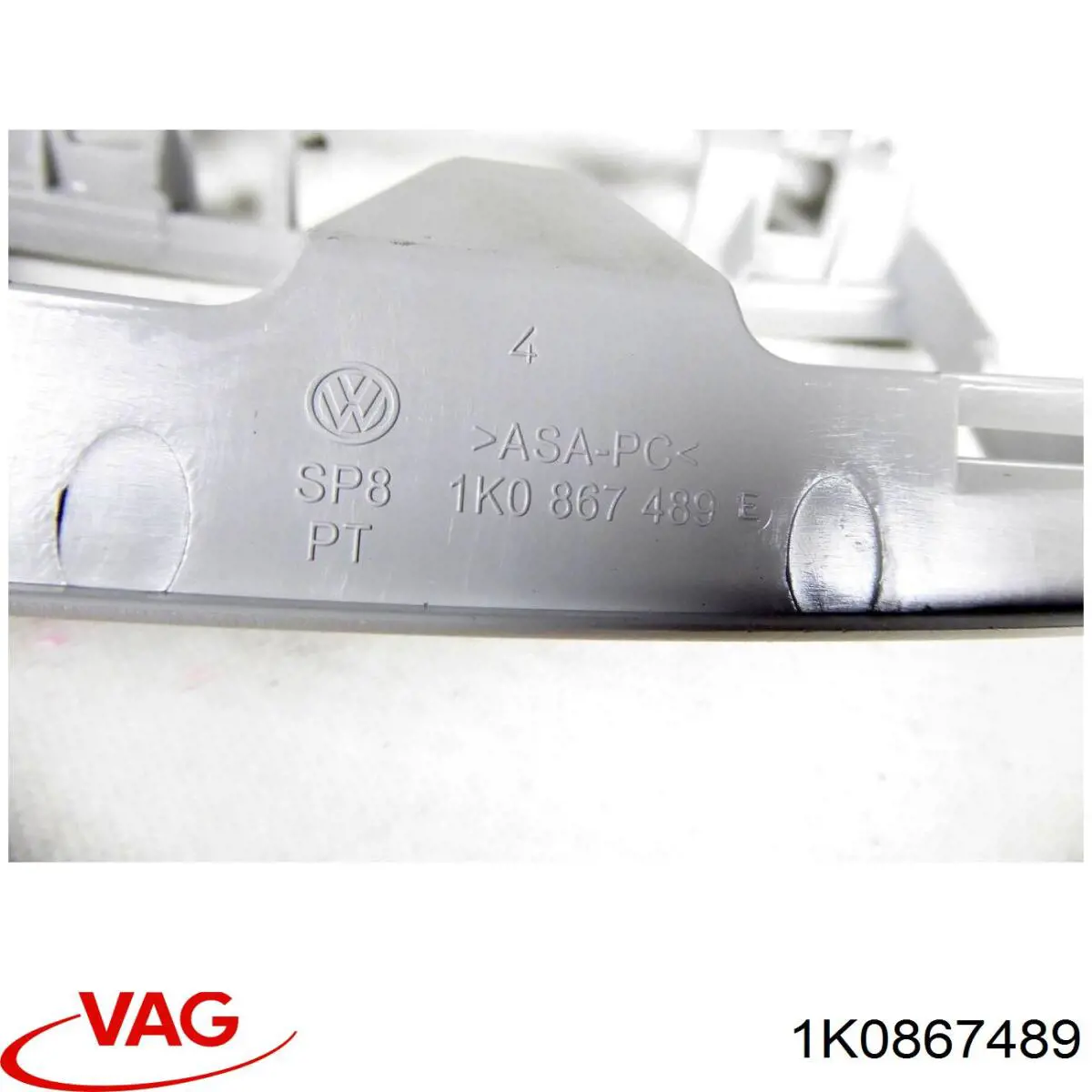 Плафон освітлення салону/кабіни VAG 1K0867489 ціна, від 12.67 USD