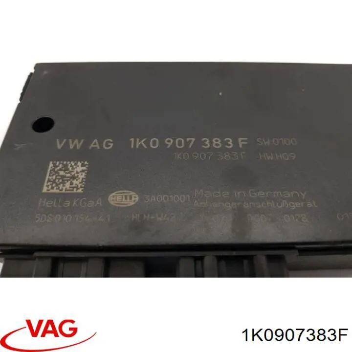 Блок керування фаркопом 1K0907383F VAG