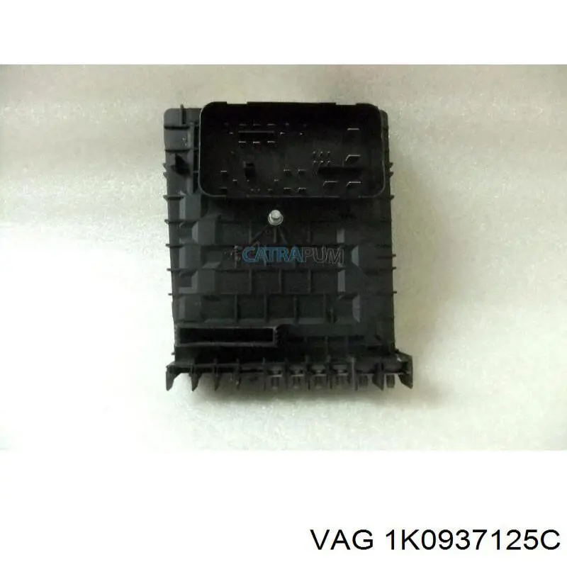 Коробка запобіжників VAG 1K0937125C ціна, від 19.17 USD