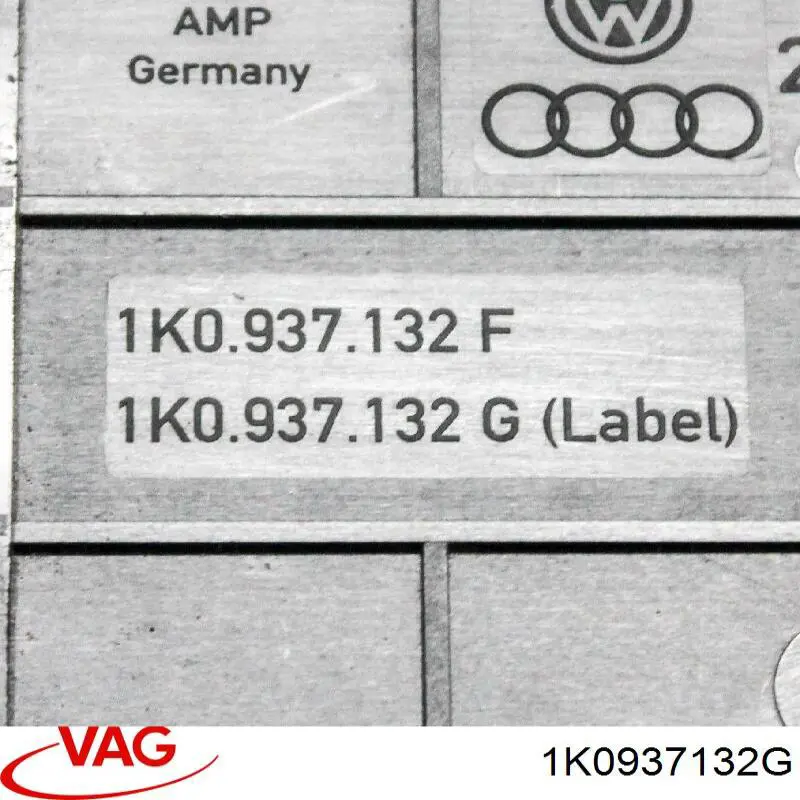Кришка блока запобіжників 1K0937132G VAG