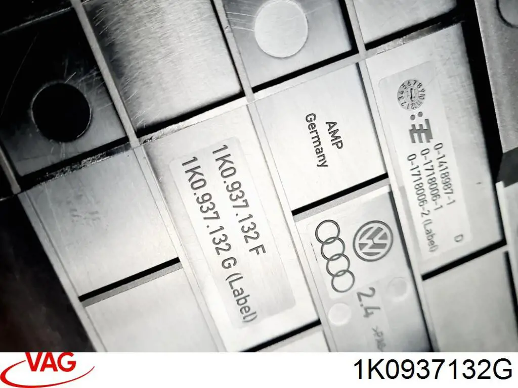 Кришка блока запобіжників VAG 1K0937132G