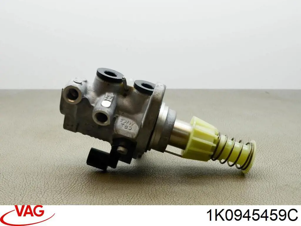 Купити 1K0945459C VAG Датчик педалі гальма