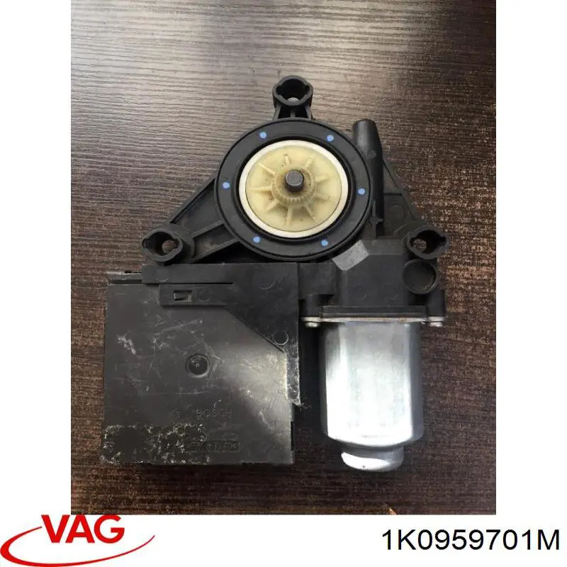 Мотор склопідйомника дверей передніх, лівих VAG 1K0959701M ціна, від 14.06 USD