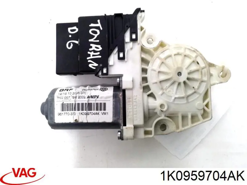 1K0959704AK VAG Мотор склопідйомника дверей передніх, правих