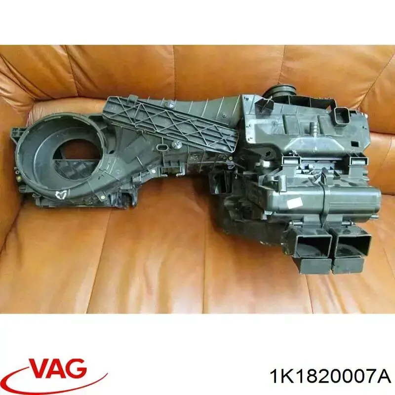 Купити 1K1820007A VAG Корпус печі в зборі