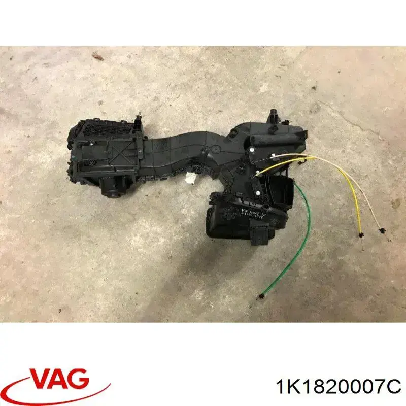Корпус вентилятора пічки (опалювача салону), в зборі VAG 1K1820007C ціна, від 50.68 USD