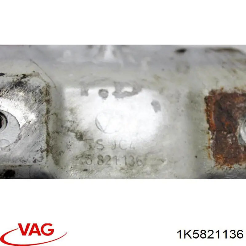 Кронштейн кріплення крила переднього правого, передній VAG 1K5821136 ціна, від 102.30 USD