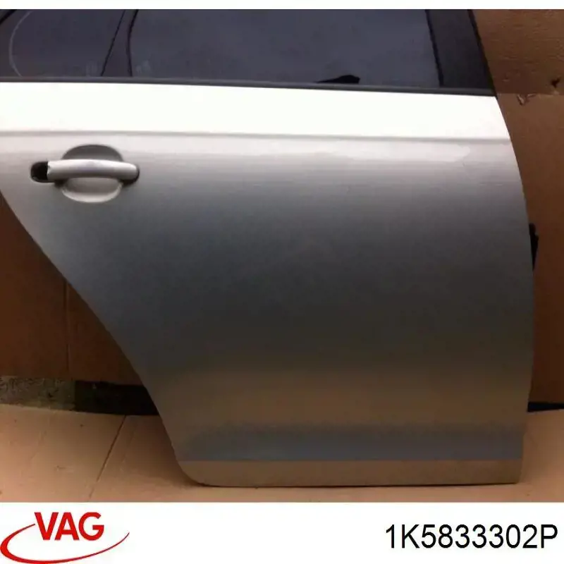 1K5833302P VAG Двері пасажирські задні праві