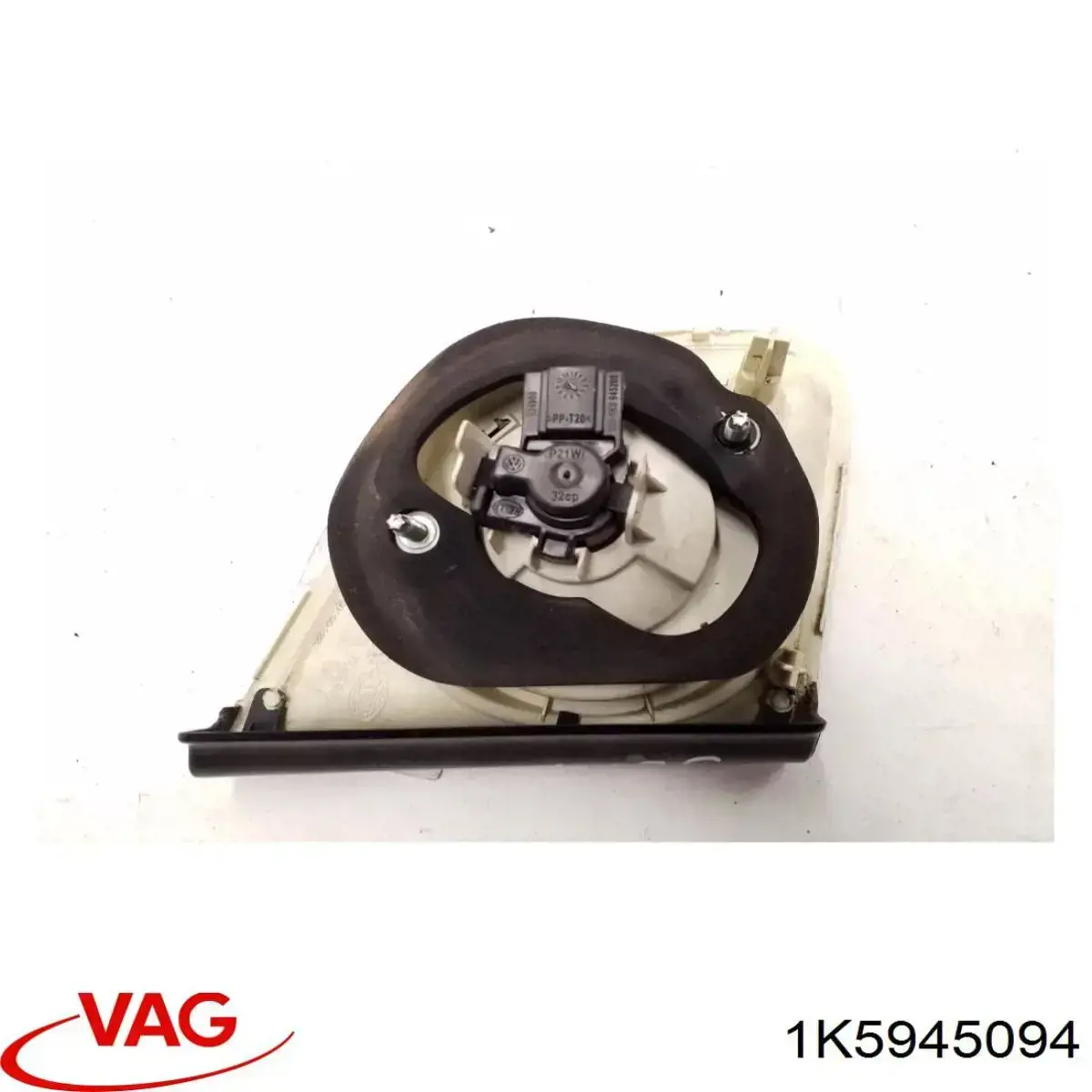 Стоп задній VAG 1K5945094 ціна, від 14.29 USD