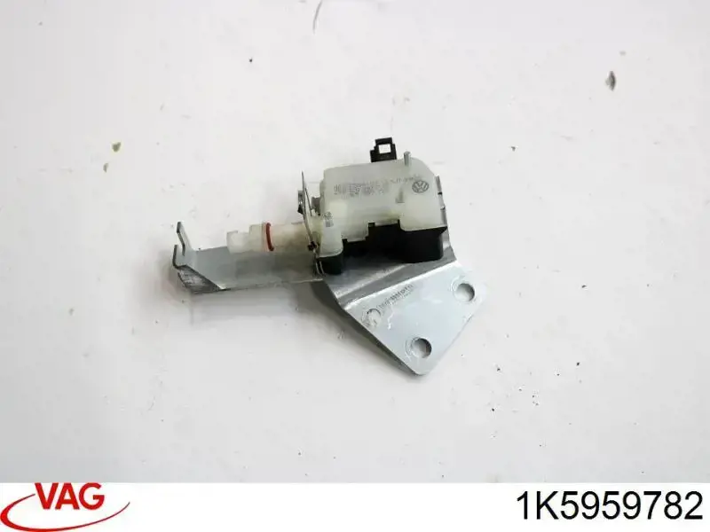 Мотор-привод відкриття лючка бака 1K5959782 VAG