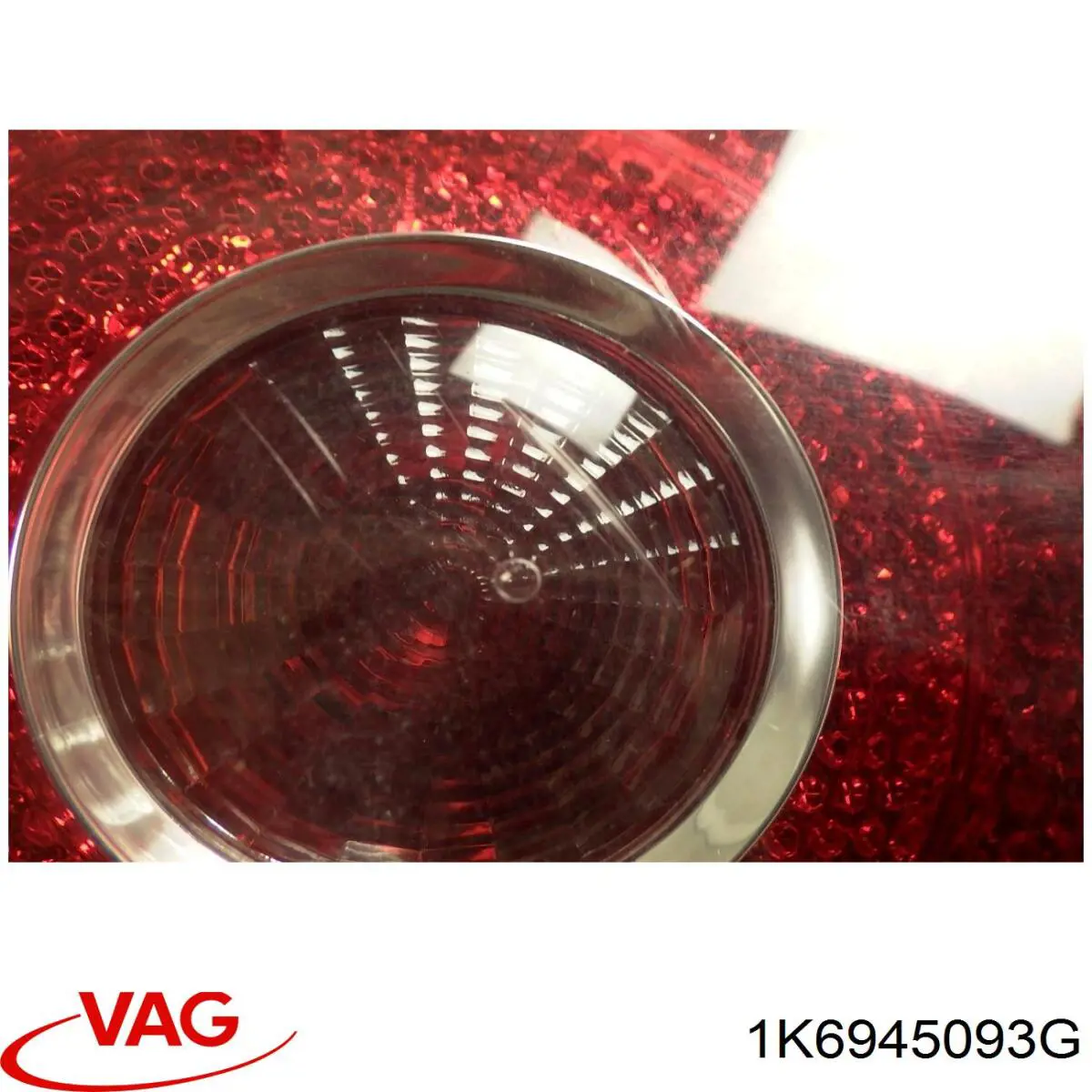 Стоп задній VAG 1K6945093G ціна, від 14.24 USD
