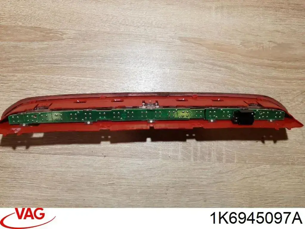 ZVW3403LR Signeda Стоп-сигнал заднього скла