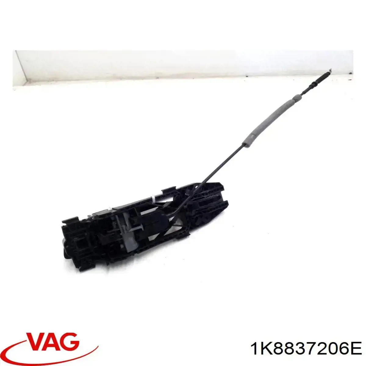 Ручка задньої двері зовнішня права VAG 1K8837206E