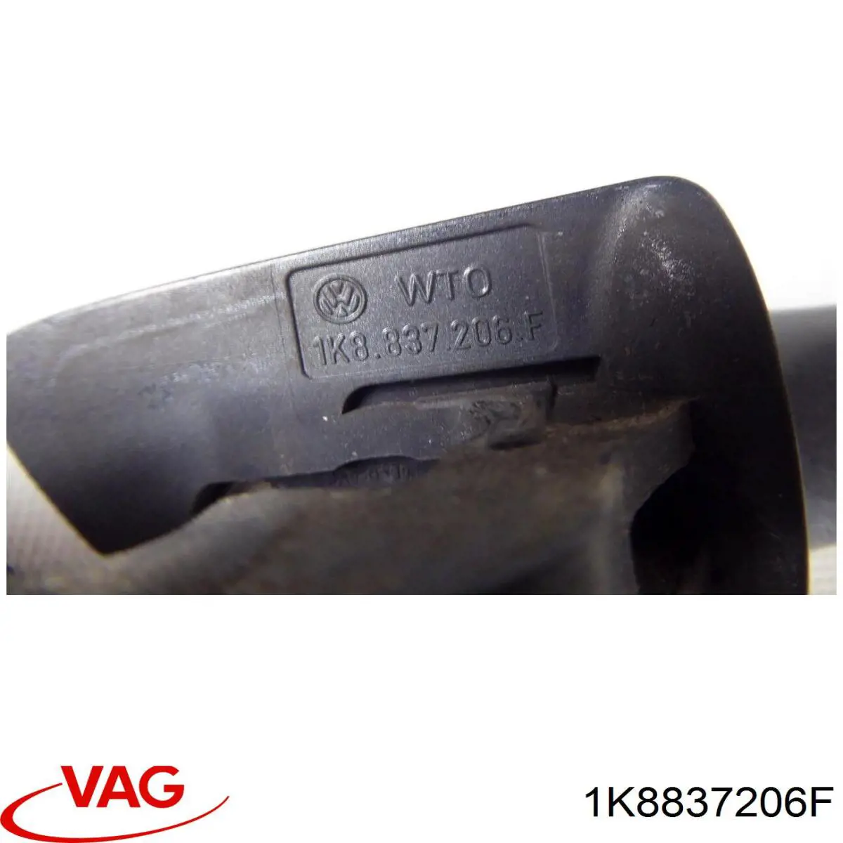 Ручка двері правою зовнішня перед/зад 1K8837206F VAG
