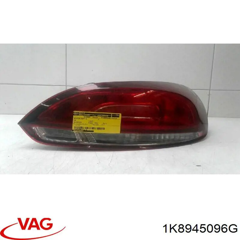 Задня права фара 1K8945096M VAG