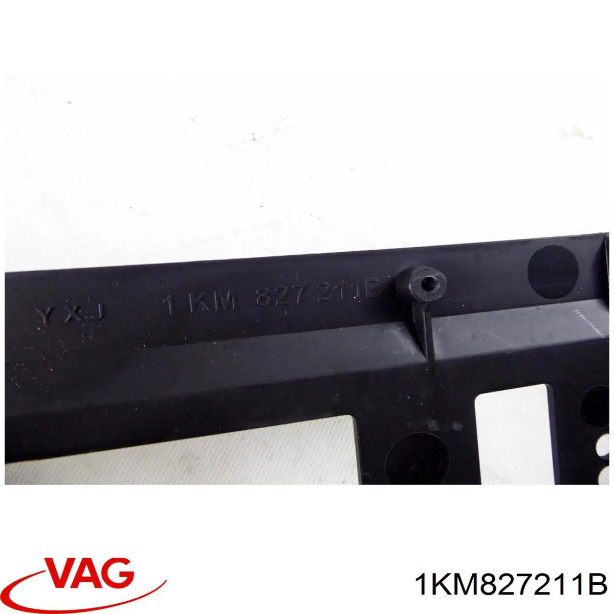 1KM827211B VAG 
